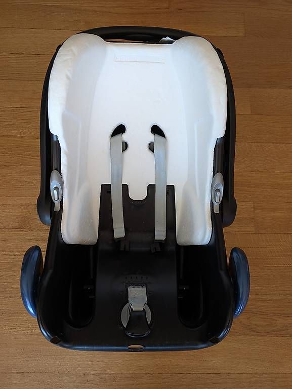 Maxi-Cosi Seggiolini per auto: Maxi Cosi Cabriofix – Usato da Zug venduto da len_hk5k 4