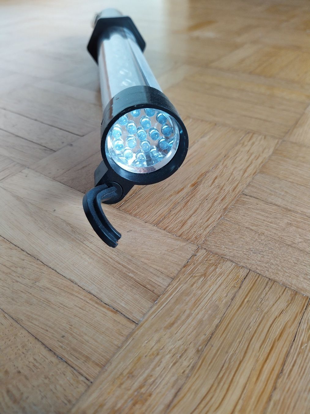 Lampen: LED-Handlampe – Gebraucht aus Glattfelden von daniel0303 2