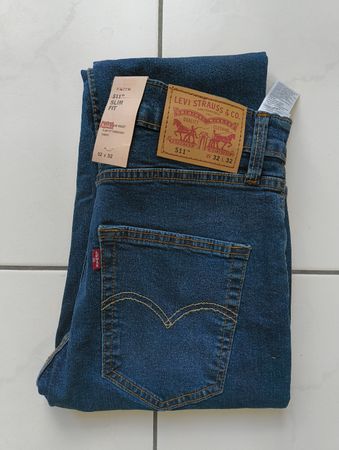 Levi's 511 Slim Fit Jeans, Neu mit Etikett, W32 L32