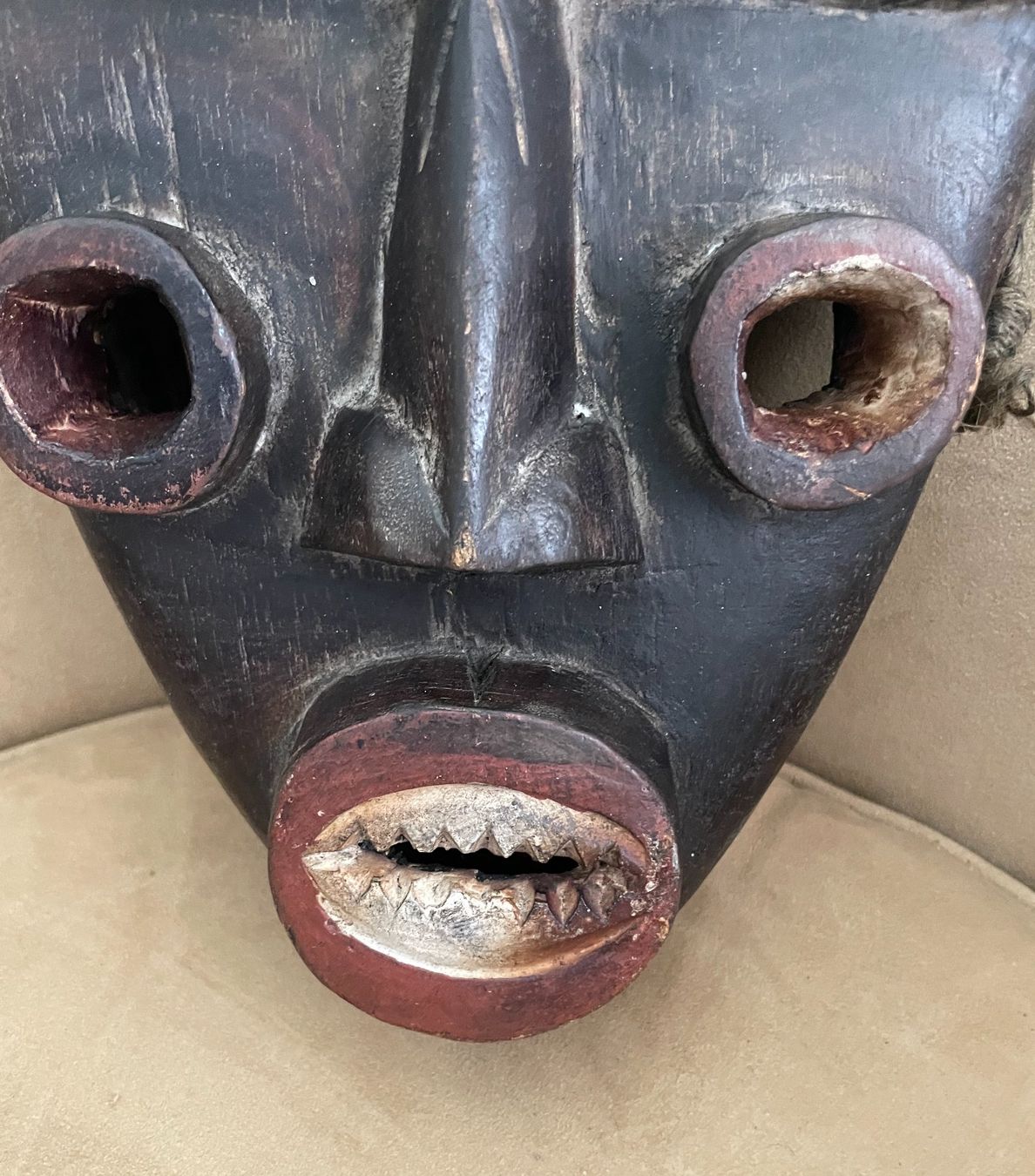 Arte internazionale: Holzmaske DAN aus Elfenbeinküste – Usato da Zürich venduto da loriana 2