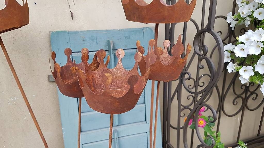 Tutte le decorazioni: Krone aus Metall – Usato da Mauensee venduto da Priska7896