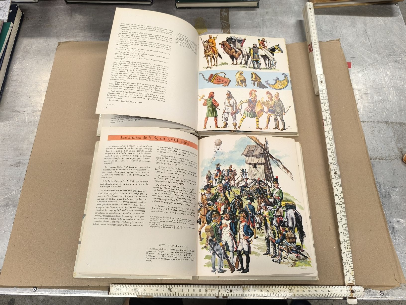 Bücher: Le costume et les armes da soldats de touts LES temps  1 + 2 – Gebraucht aus Cama von anto_a 3