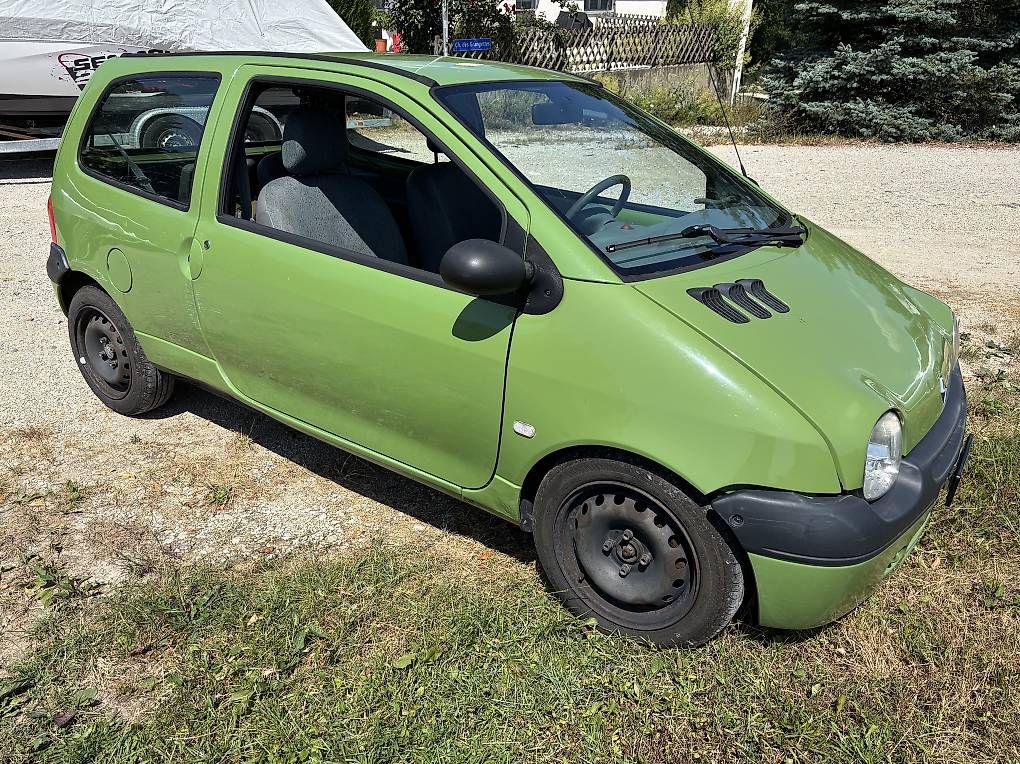 Autos: Twingo dans l'état  – D'occasion à Pizy par dom13