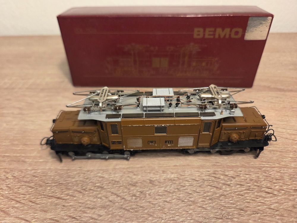 Bemo Modelleisenbahnen: Bemo 1255 121 E-Lok Krokodil 411 RhB H0m – Gebraucht aus St-Aubin-Sauges von Lo_Go 4