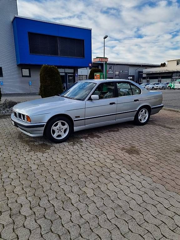 Autos: BMW E34 530i V8 – Gebraucht aus Zihlschlacht von rad_vvm9