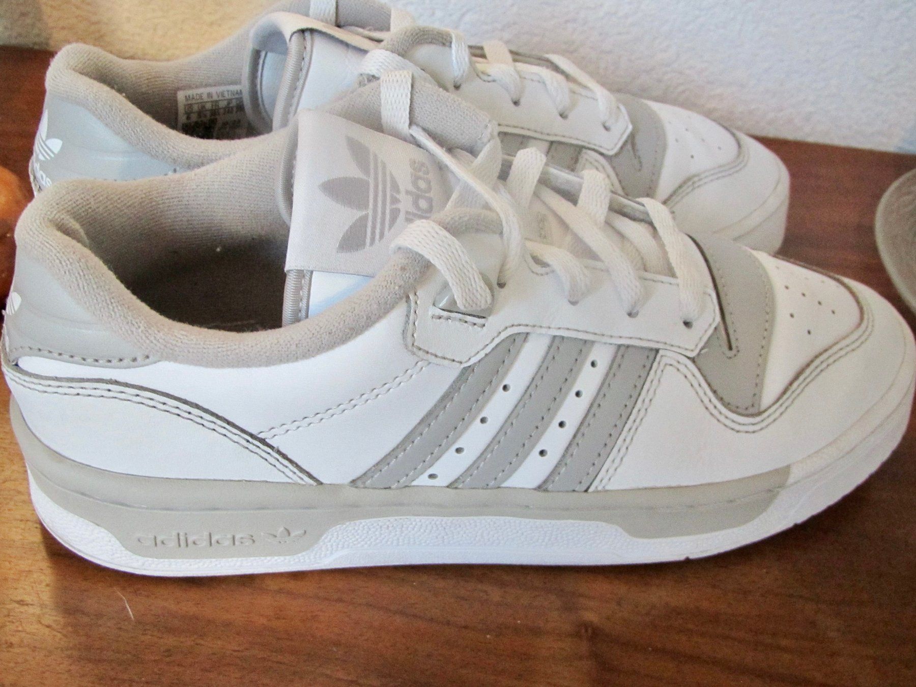 Adidas Scarpe da uomo: BASKETS ADIDAS  38,5  N' 6 – Usato da Murten venduto da Selliot