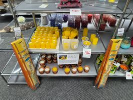 466 Posten Mücken - Kerzen aus Liquidation