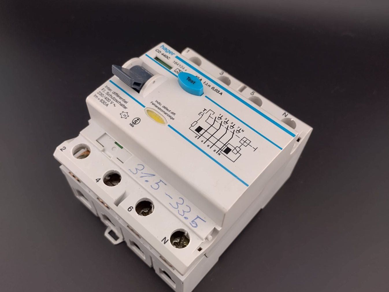 Hager Interruttori: Hager CD 440c 40A 30mA FI – Usato da Winterthur venduto da Hint17 1