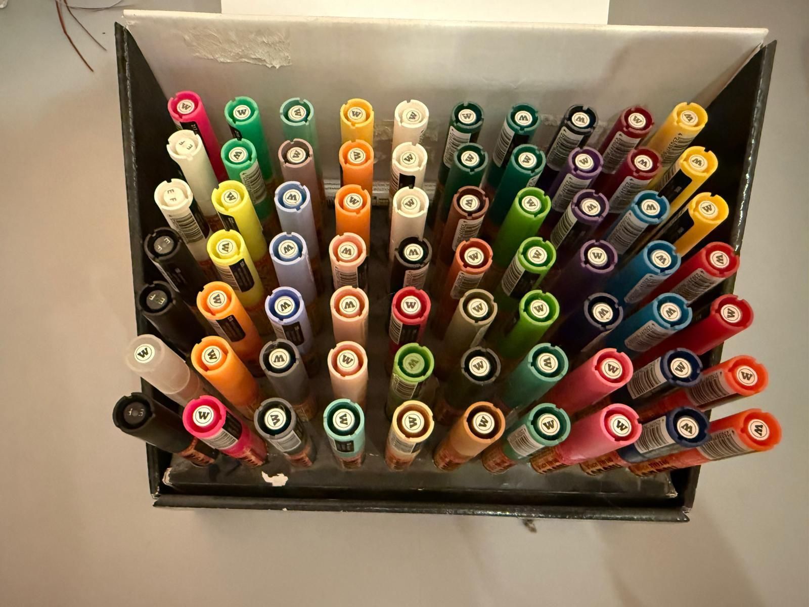 Penna & Evidenziatori: Molotow Acrylmarker – Nuovo (secondo la descrizione) da Ettiswil venduto da suesueheck 1