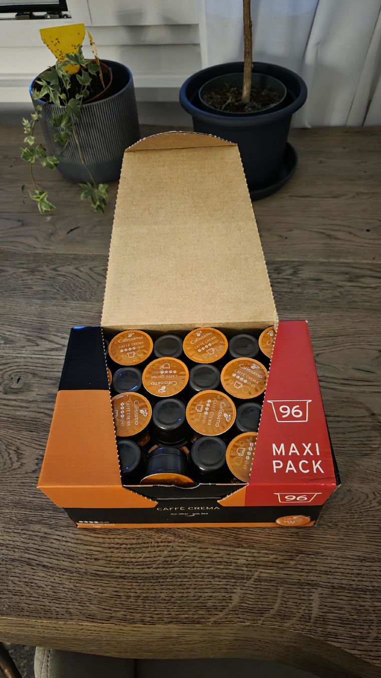 Tchibo Kaffeemaschinen & Espressomaschinen: Tchibo Cafissimo Caffè Crema Kapseln – 96 Stk. – Neu und originalverpackt aus Wollerau von LaWi-98_19 1