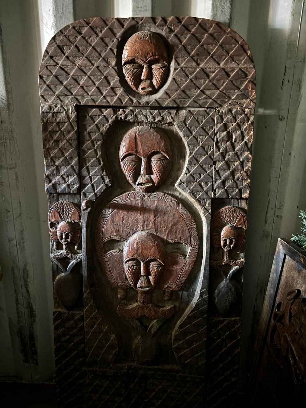 Porte: afrikanische Speichertüre – Usato da Regensdorf venduto da RCM_8105Regensdorf 2