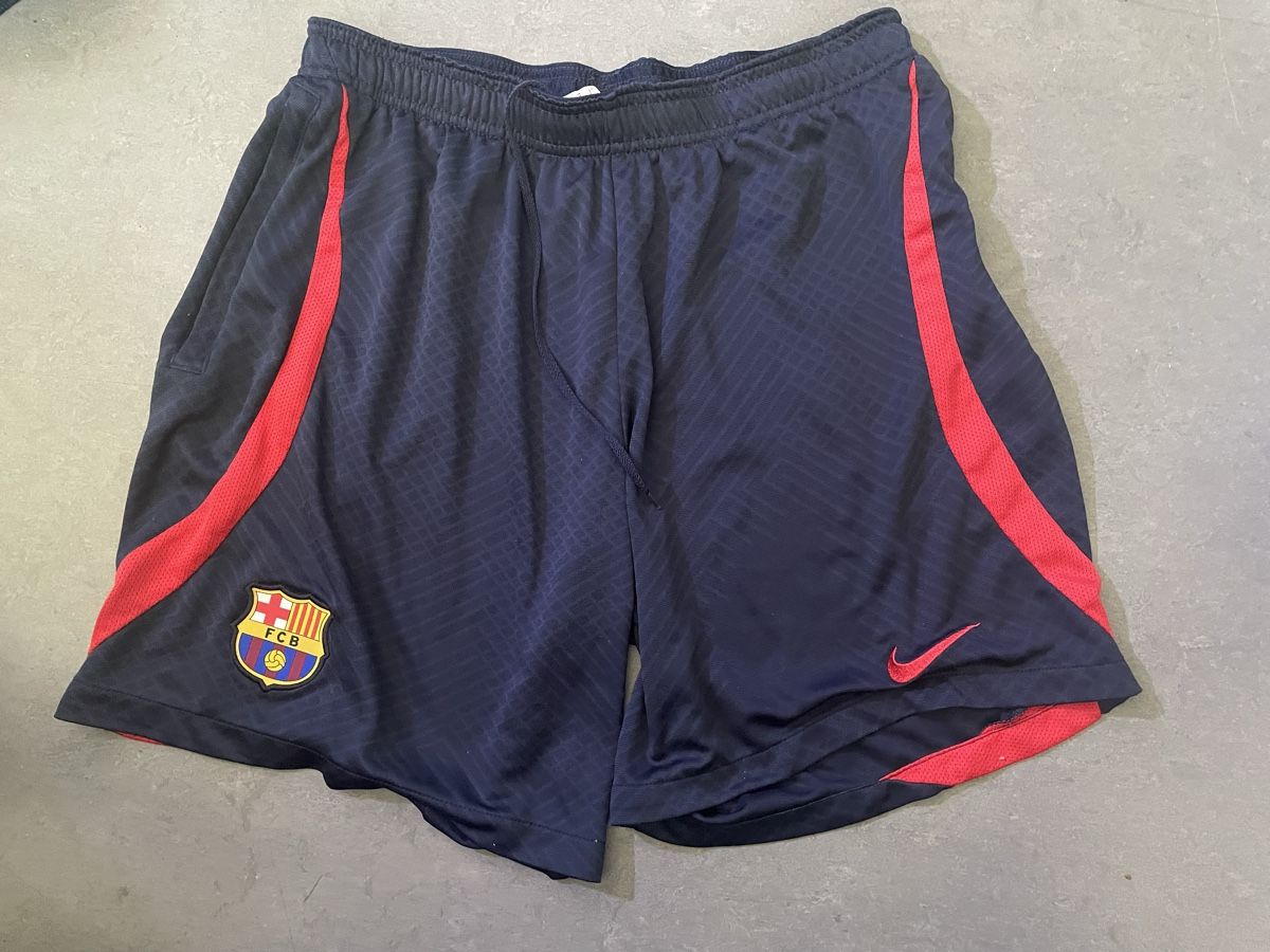 Pantaloni: Originale Kurze Sporthosen! – Usato da Kerns venduto da jol_h6f8 9