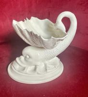 Antike Delfinfigur von Royal Worcester, mit kleine Muschel✨