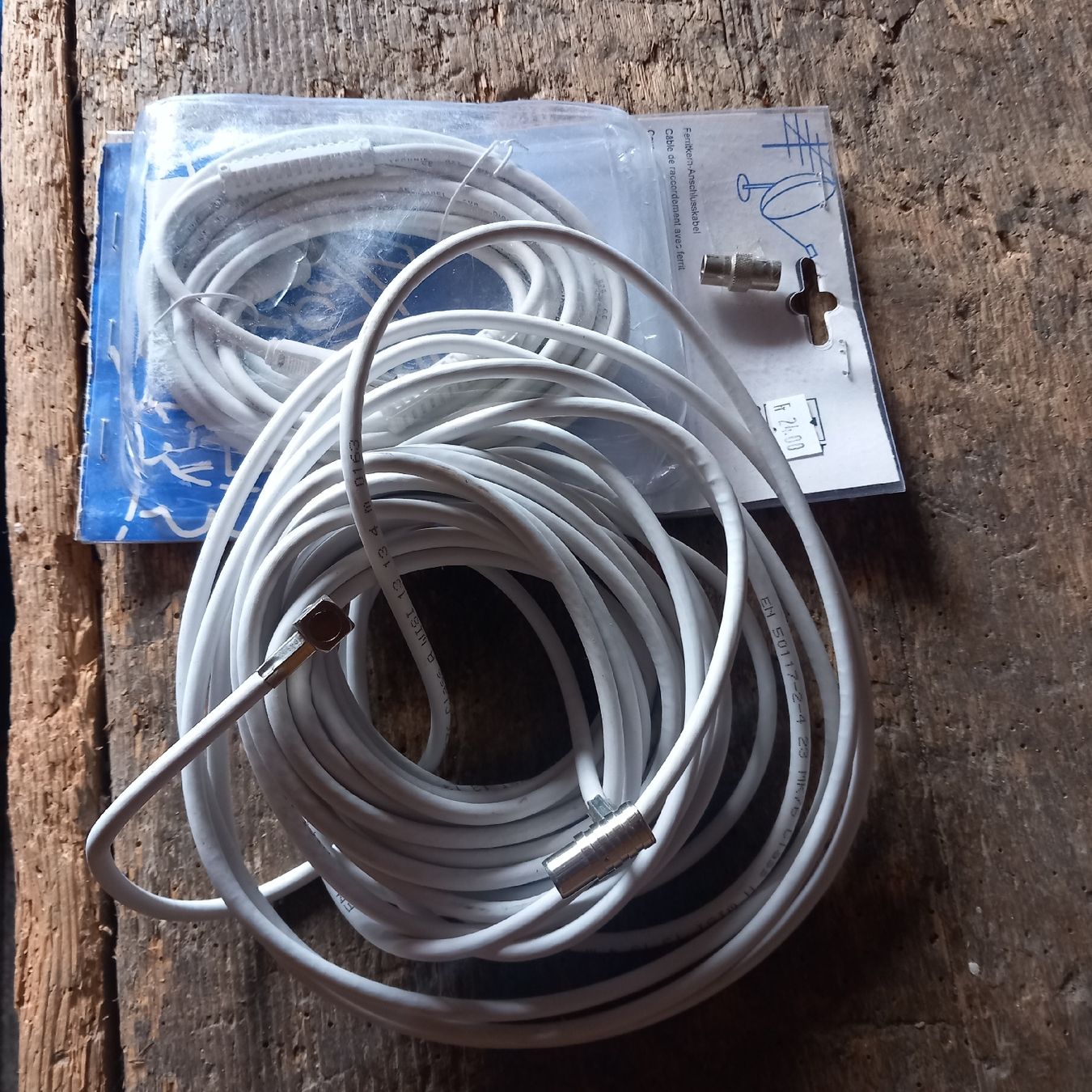 Kabel: Antennenkabel mit Ferritkern 2x 10m  – Neu (gemäss Beschreibung) aus Ebnat-Kappel von blazzi 6