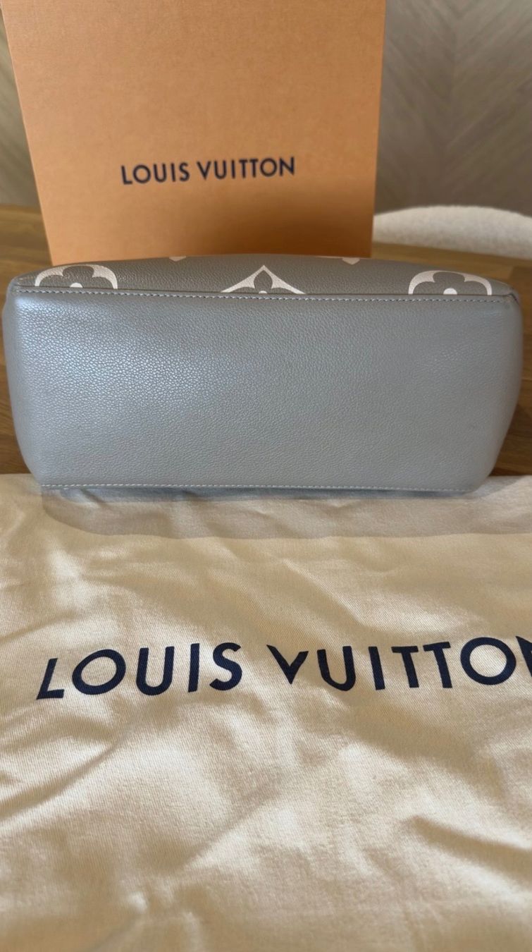 Louis Vuitton Borse da donna: Sac Louis Vuitton Petit Palais Monogram Empreinte bicolore – Usato da Mannens venduto da sch_xl2b 2