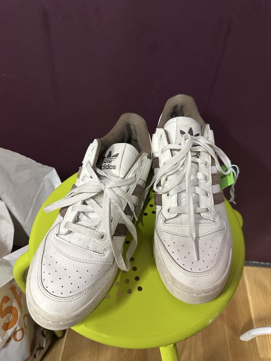 Adidas Scarpe da donna: Adidas Sneaker – Usato da Euthal venduto da Leandra01