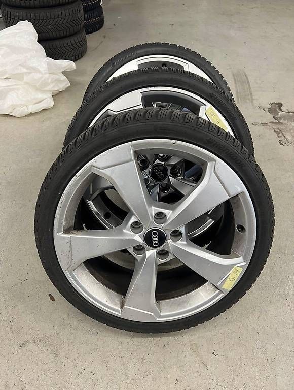 Pneumatici & Ruote complete: Roue Complète Audi RS3 original  – Usato da Montreux venduto da EmperorPers