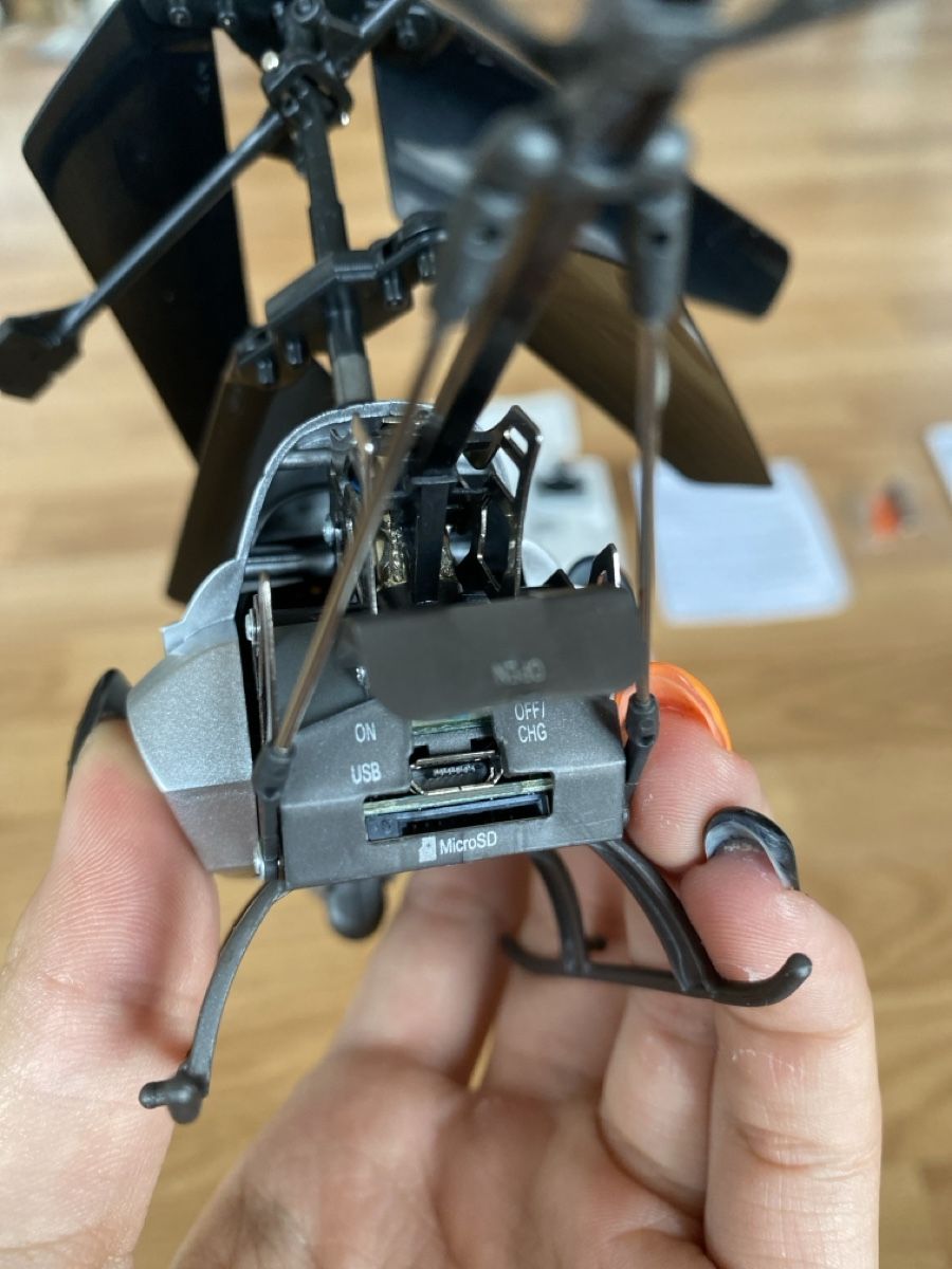Giocattoli: Spielzeug Helikopter mit Kamera – Usato da Gränichen venduto da cat_lady 2