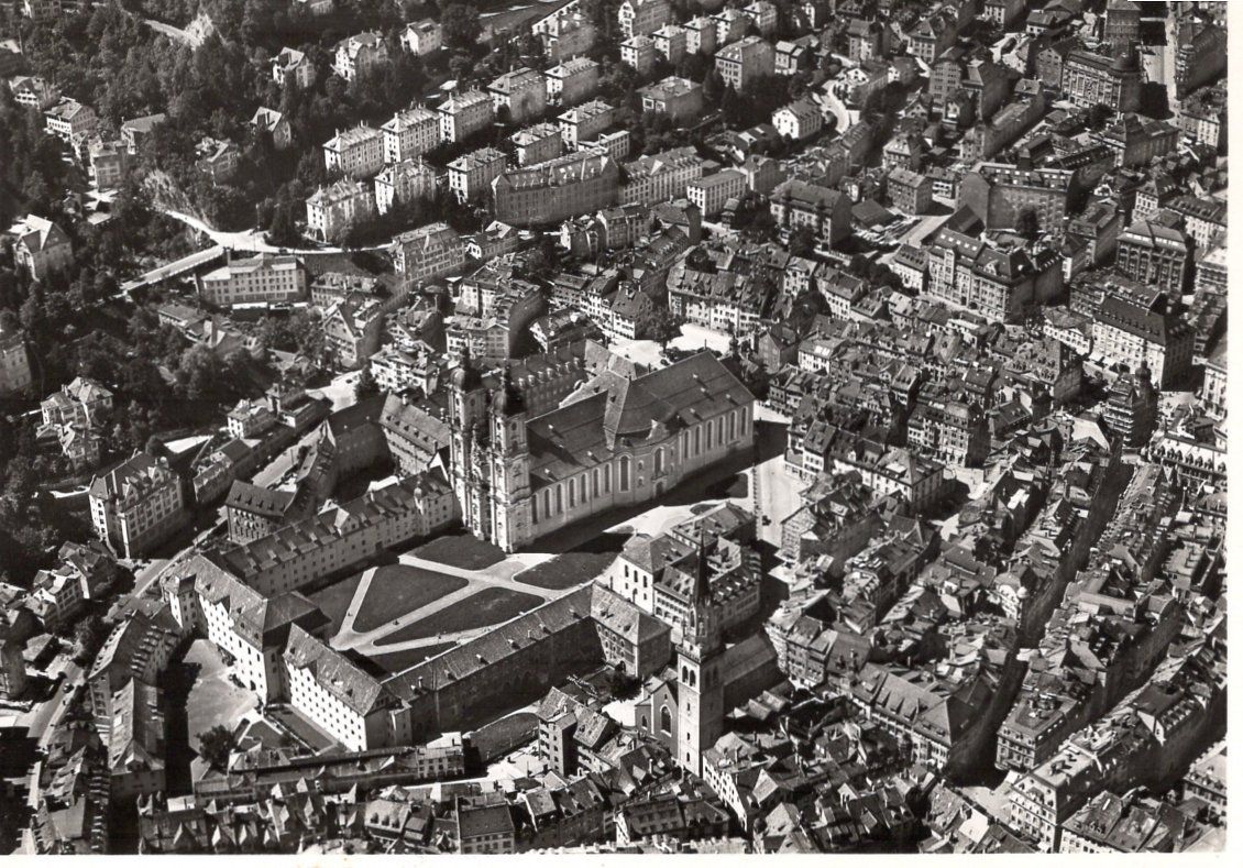 Cartoline postali: St. Gallen Flugaufnahme 1956. – Usato da St. Gallen venduto da Epu