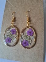 Blumen Ohrringe lila Blümchen in Resin Goldfarben Neu