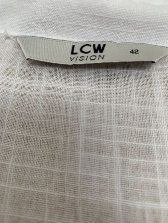 Weisse luftige Bluse mit Struktur Grösse 42  LCW Division