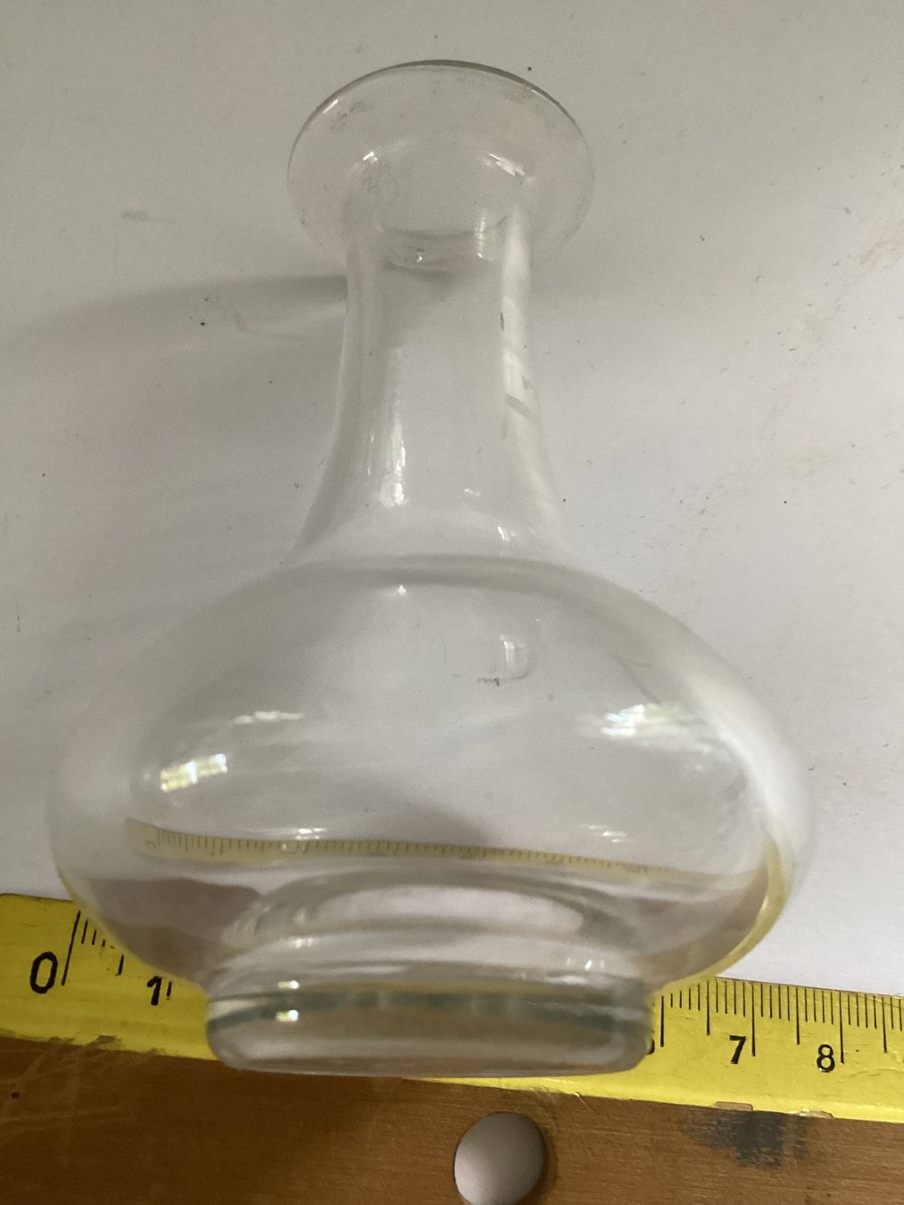 Caraffe: Antike kleine Karaffe mit Mengen Angaben – Usato da Eglisau venduto da mar_5rn2 7