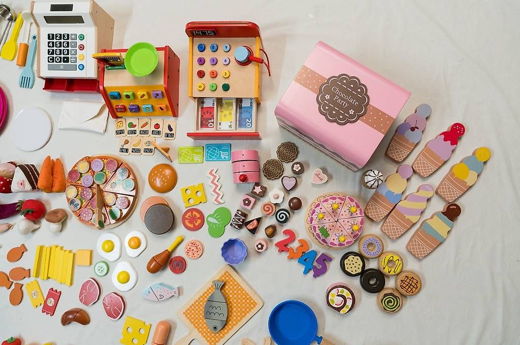Giocattoli: Küche Holz Spielzeug Set – Usato da Wetzikon ZH venduto da Cosmiques 2