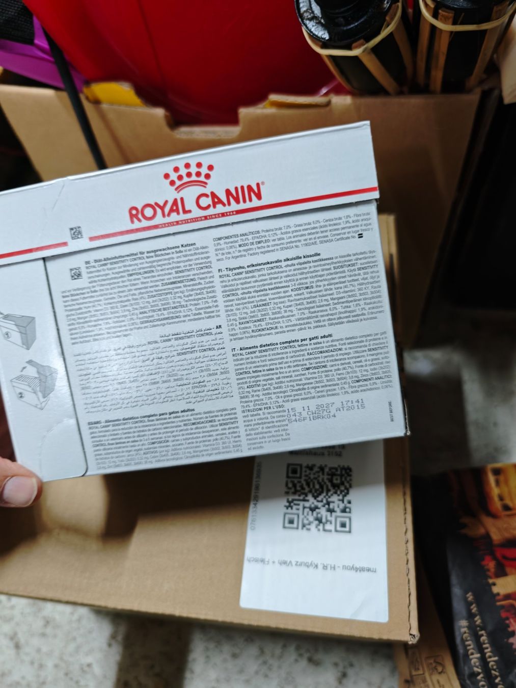 Royal Canin Mangimi: Cibo morbido per gatti, Royal Canin Sensitivity control – Nuovo e nell'imballaggio originale da Mamishaus venduto da dan_7wr5 1