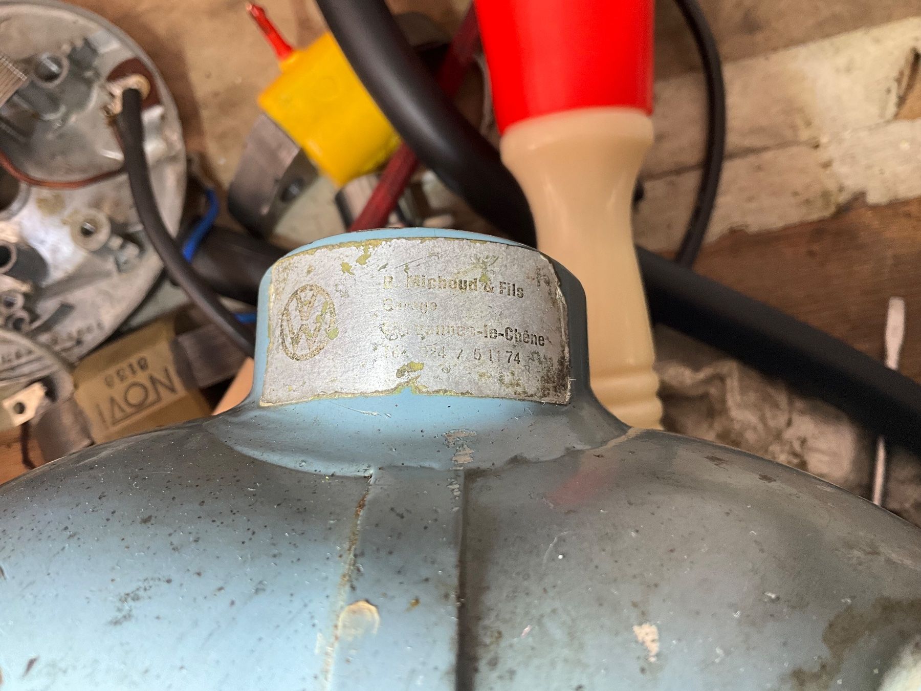 Autres accessoires p. véhicule: Mofa Benzintank – Défectueux à Nussbaumen AG par Mustang66 5
