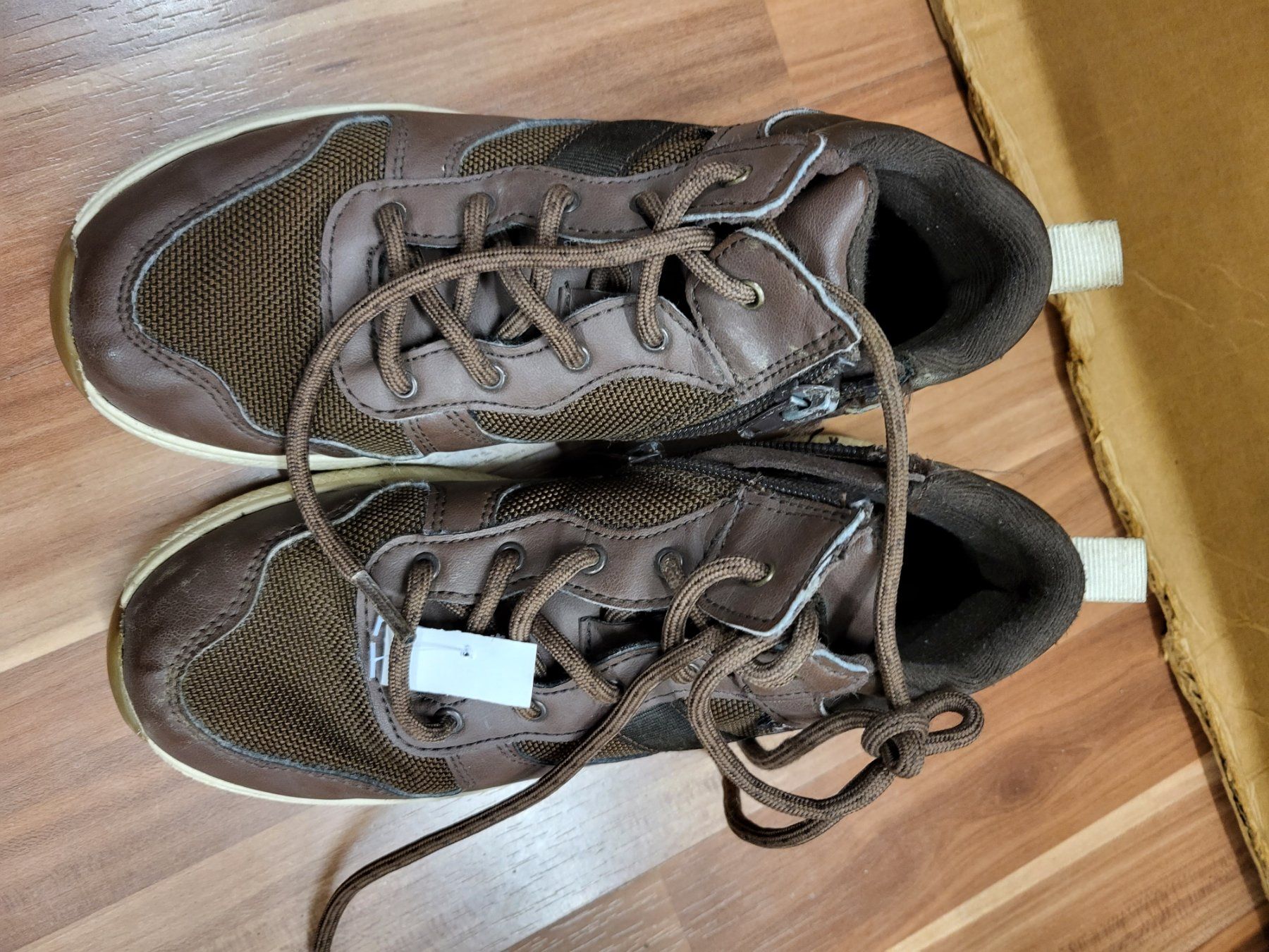 Palladium Scarpe da uomo: Freizeitschuh Palladium gr 32 K3 – Usato da Schwarzenburg venduto da Sunny0290