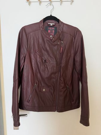 Kunstleder Jacke dunkelrot Grösse 38 guter Zustand