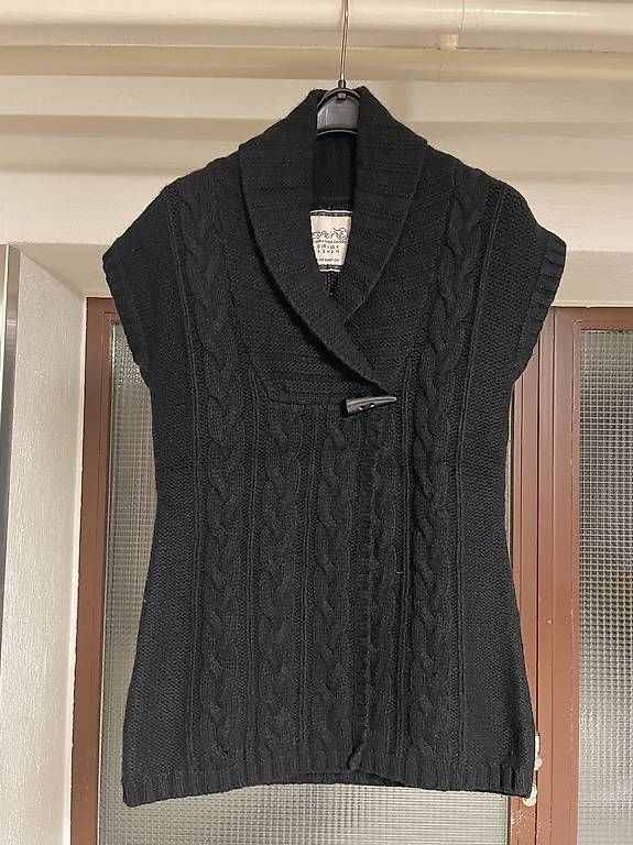 Gilet & Giacche senza maniche: Strickweste von Esprit - Grösse S – Usato da Thörishaus venduto da ama_9dbt