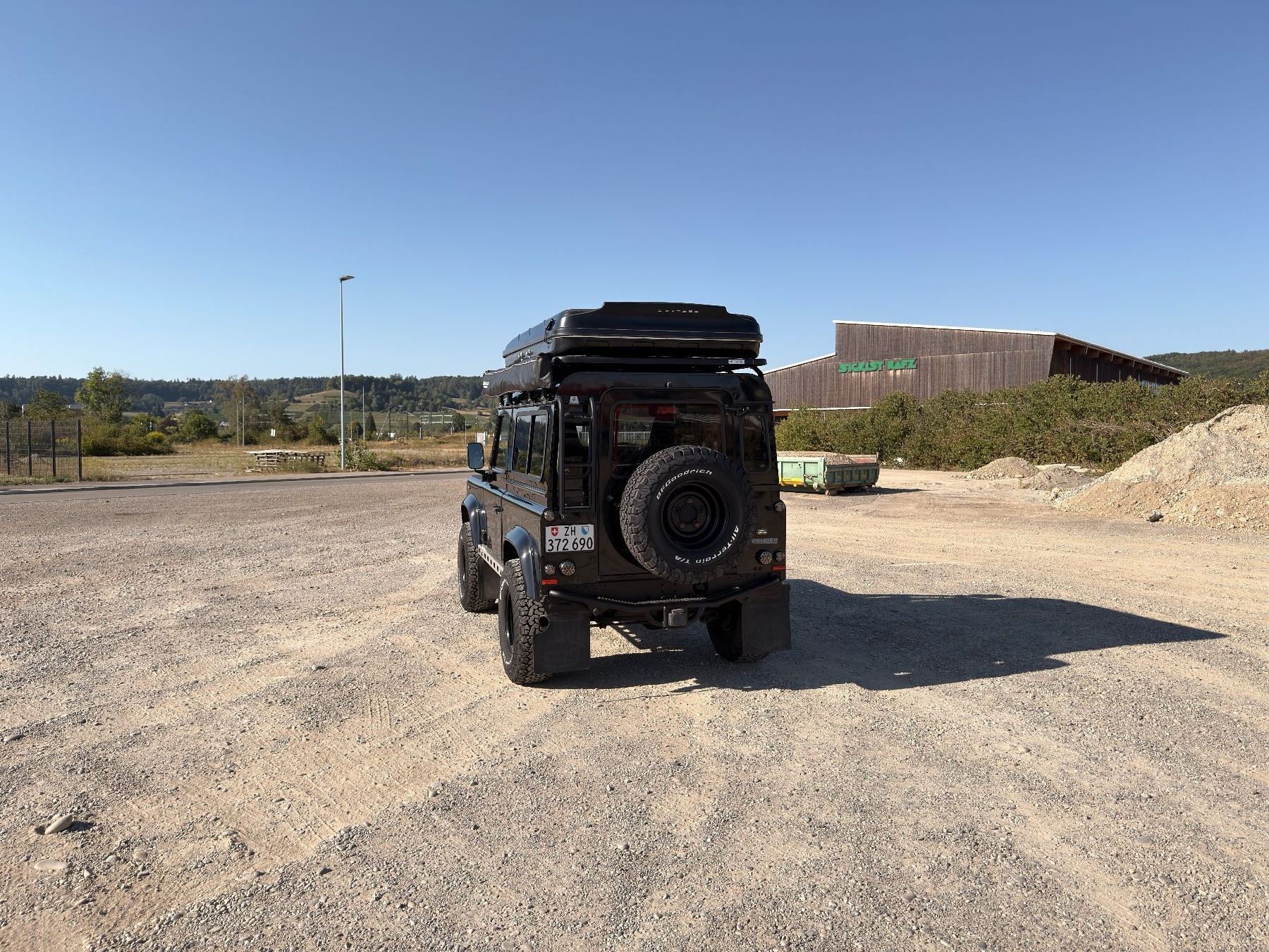 Land Rover Autos: Land-Rover Defender 90 TD4 – D'occasion à Rafz par YannVera 1
