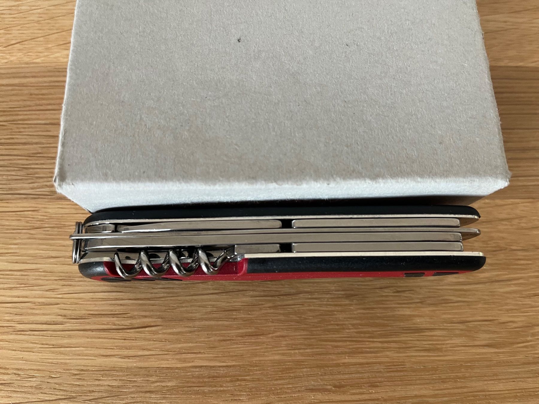 Victorinox Taschenmesser: Victorinox Forester M Grip – Gebraucht aus Delémont von Taccos 2