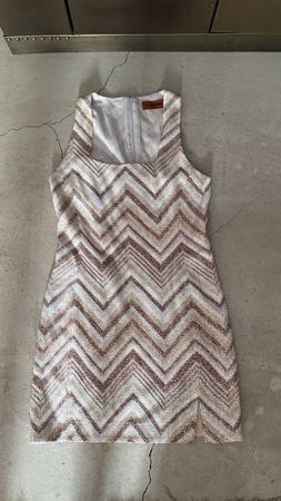 Missoni Pailletten-Minikleid – Metallic / Zickzack-Muster
