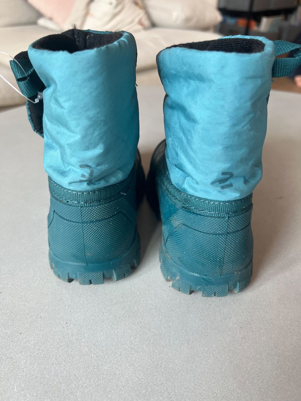 Decathlon Schuhe für Jungen: Decathlon Winterboots Gr. 24/25 – Gebraucht aus Oberrieden von npo_vr58 2