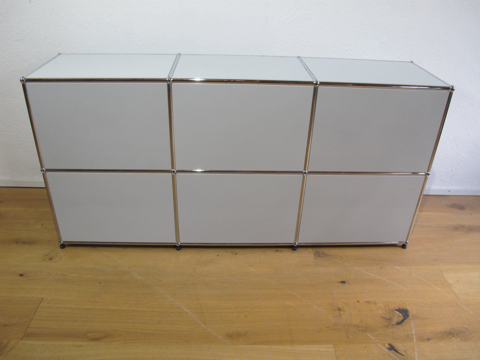 USM Scaffali: USM Haller Sideboard, lichtgrau – Usato da Glarus venduto da Toni-Glarus 5