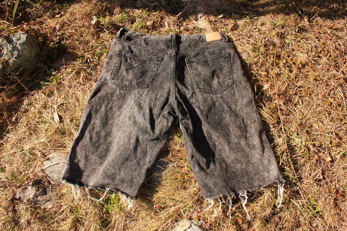 Weekday Hosen: Weekday Jorts – Neu (gemäss Beschreibung) aus Volketswil von 2_of_1_kind_archive 1