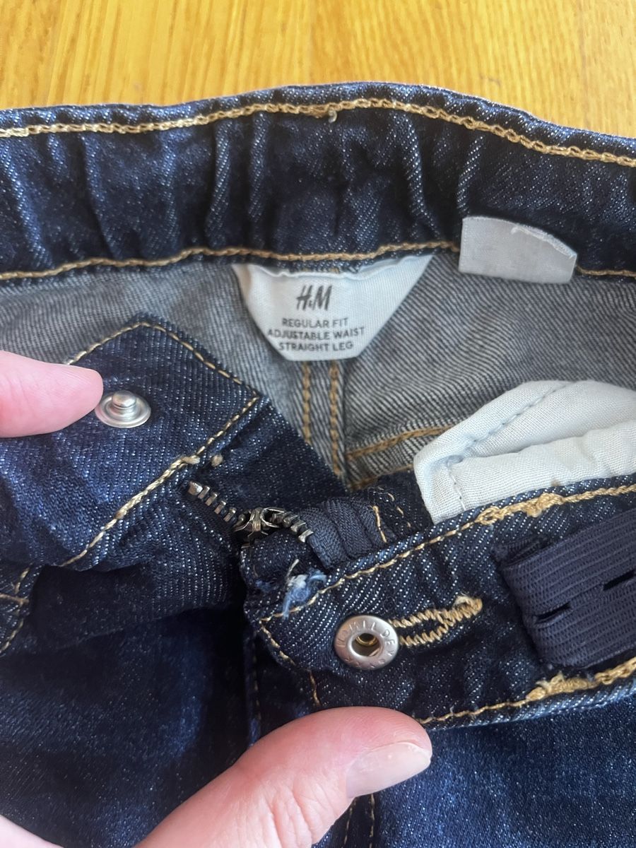 H&M Pantalons: Jeans Gr. 122 – D'occasion à Chur par cardem86 1