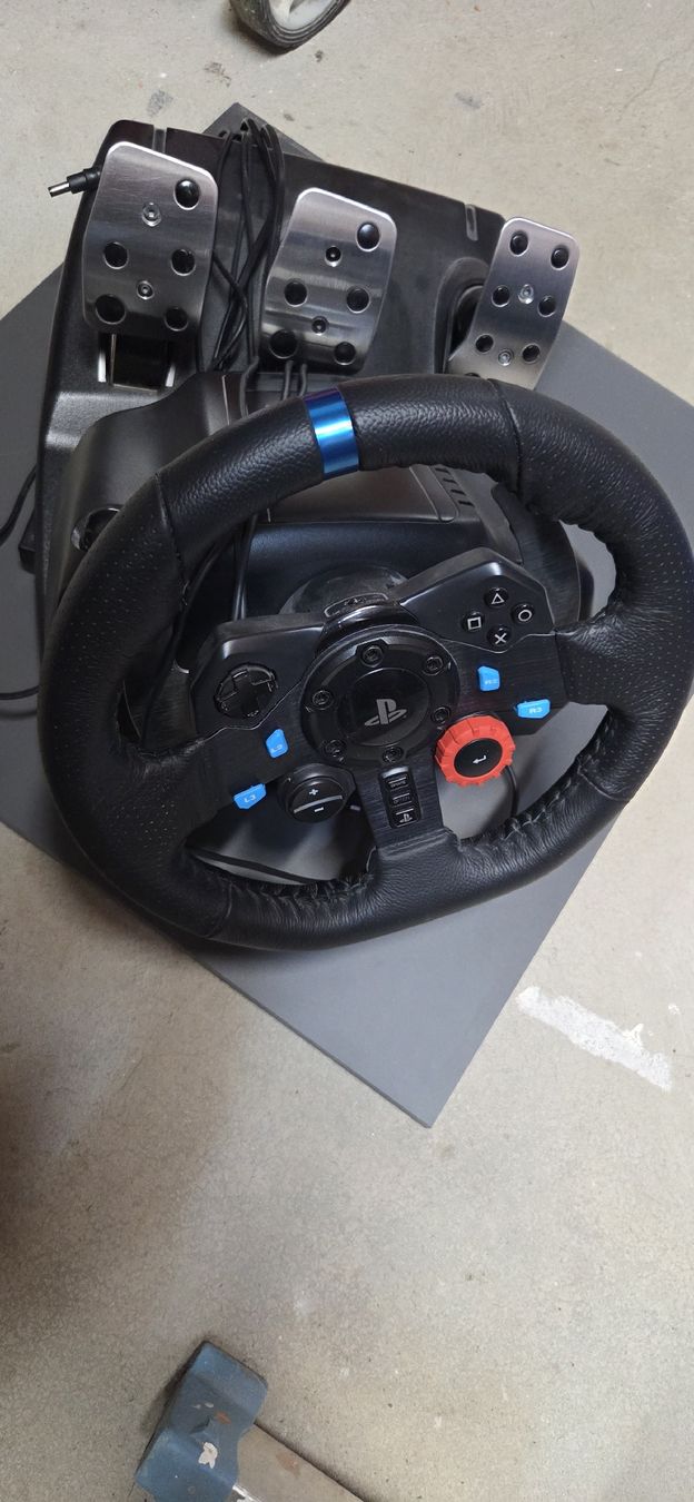 Logitech Controller: Logitech G29 – Usato da bennau venduto da Nibue93