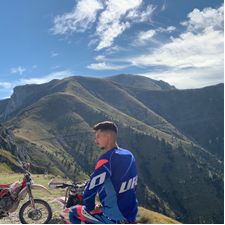 Profile image of sil_x8qx