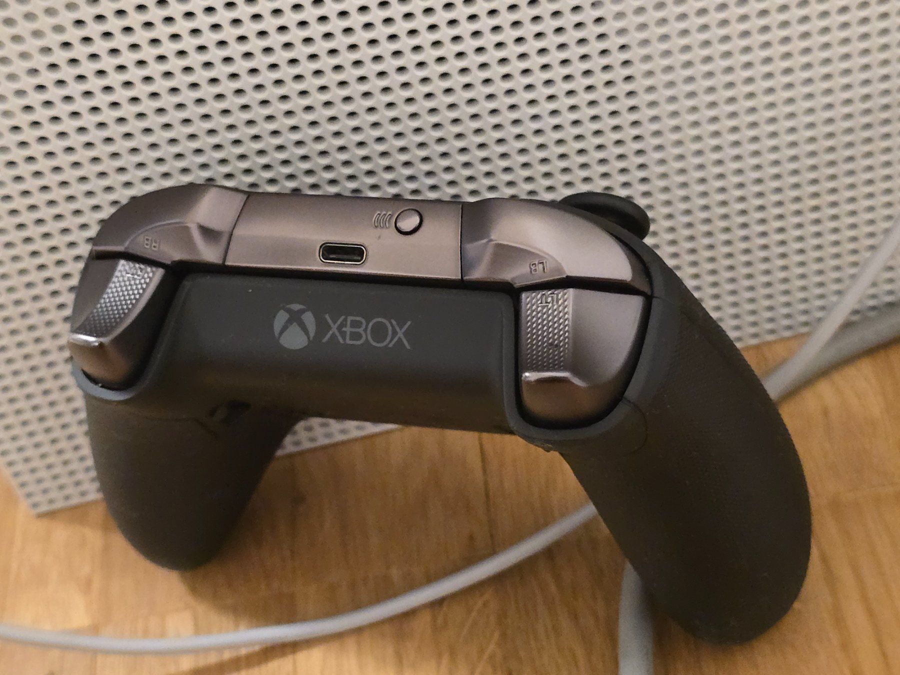 Microsoft Manettes: Xbox Elite 2 Wireless Controller Series 2 – D'occasion à Basel par Zait 1