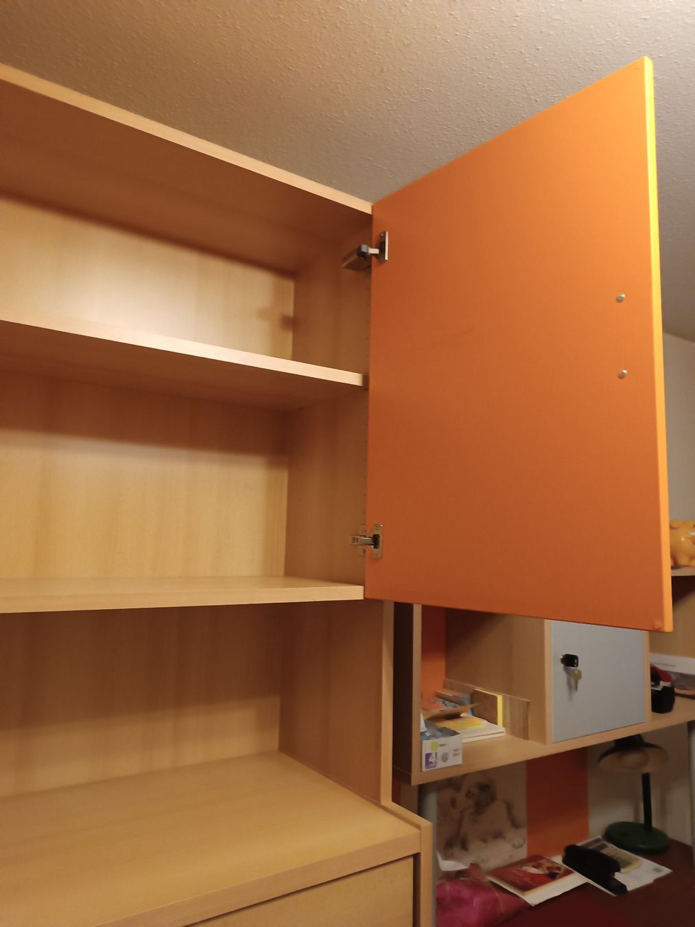 Scaffali: Aufsatzmöbel 2 Türen orange Buche massiv – Usato da Horn venduto da sonjamenzi 2