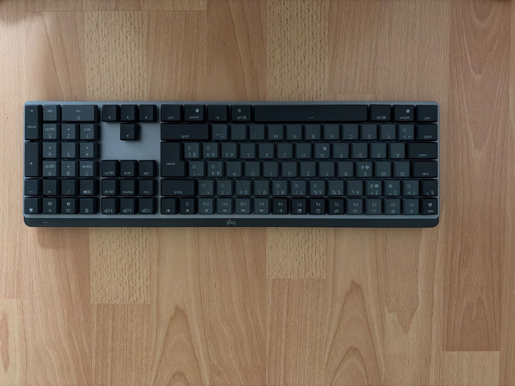 Logitech Tastiere: Tastiera Logitech MX Mechanical wireless grigio scuro – Usato da Adliswil venduto da mar_q6mt