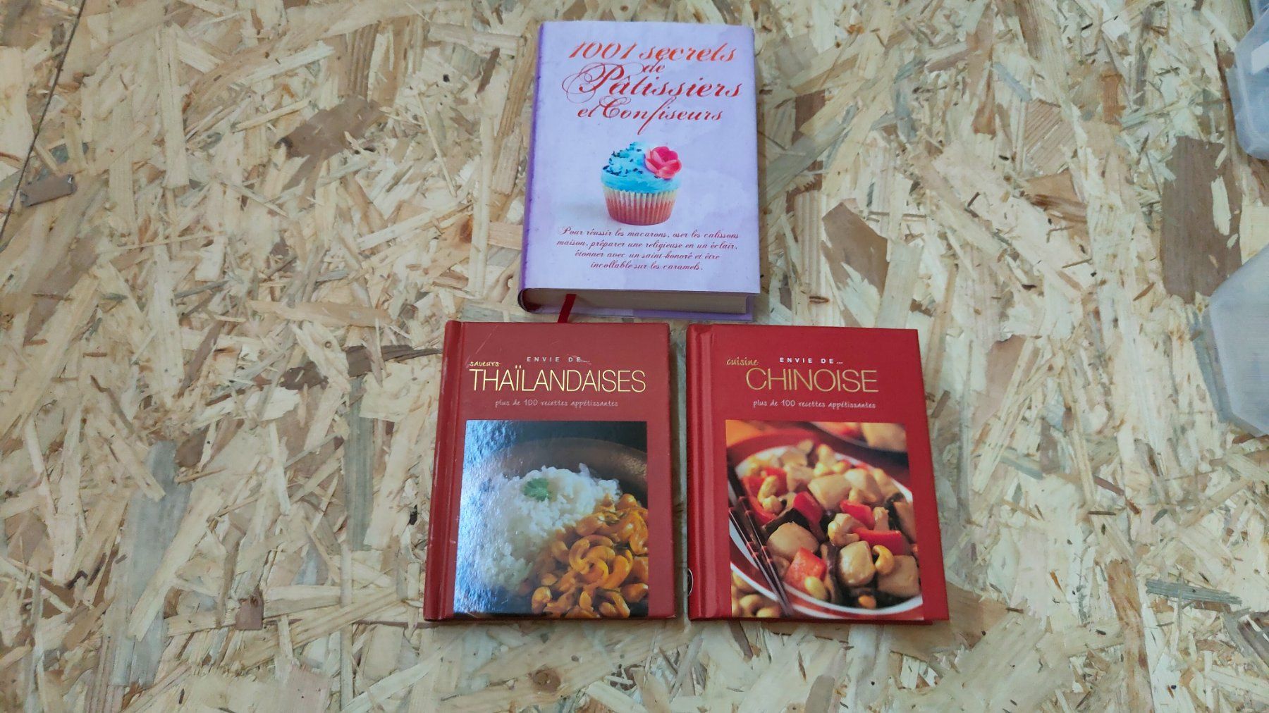 Libri: Livres de recettes  lots de 3 – Usato da Gryon venduto da Jessicaj87