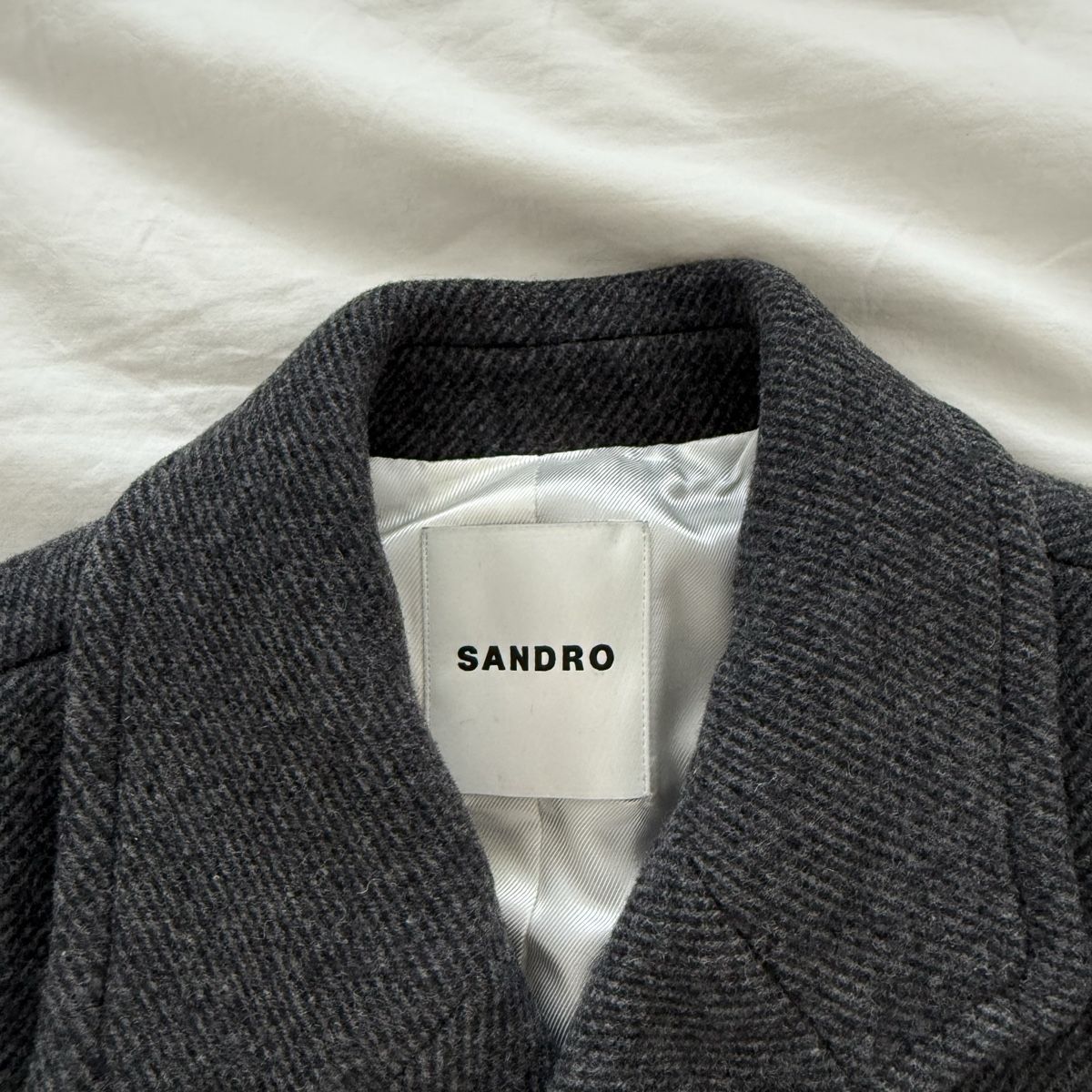 Sandro Manteaux: Sandro Mantel – Neuf (Voir description) à Winterthur par bonniescloset 1