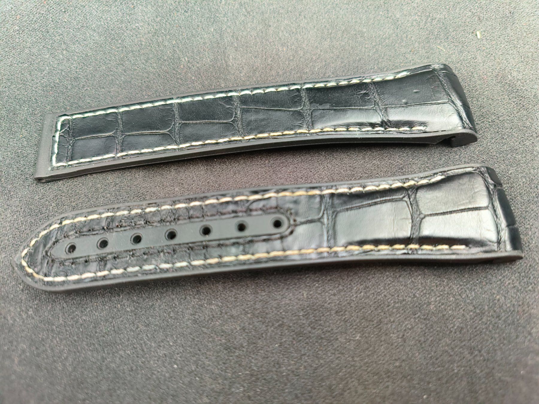 Omega Bracciali & Braccialetti: Bracelet cuir - Omega – Usato da La Chaux-de-Fonds venduto da curtitswisswatches
