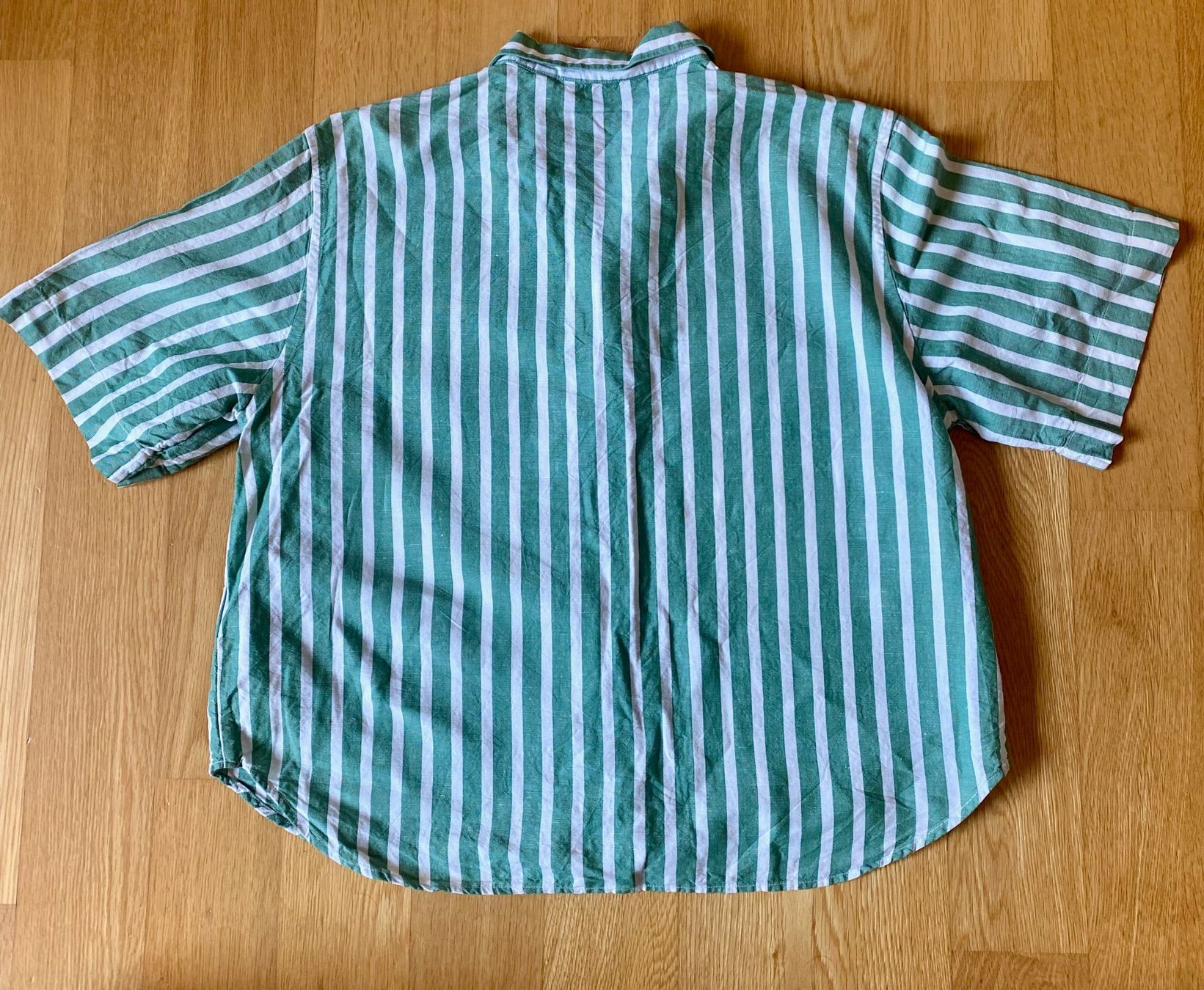 Uniqlo Blusen: Hemdbluse aus Leinen von Uniqlo – Gebraucht aus Bern von eli7 4