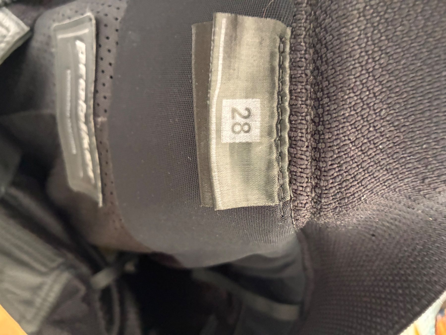 Costumes: Motorrad Leder kombi – D'occasion à Eichberg par BrendonR 4