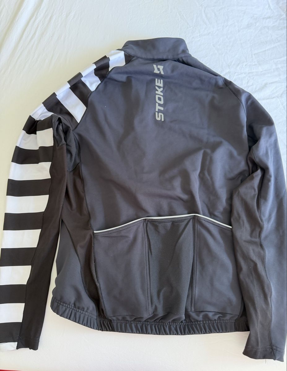 Stoke Lotti di vestiti: Stoke cycling jacket and bib shorts set size S – Usato da Winterthur venduto da adriana_1000 4